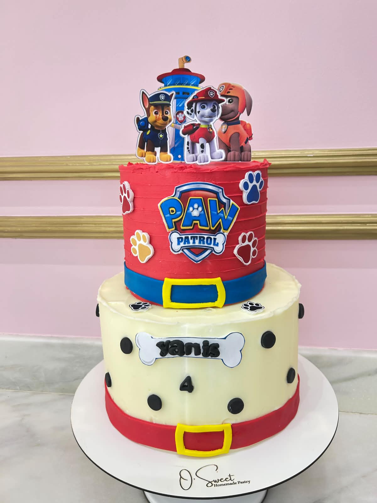 Cake design thème enfant à deux étages O'Sweet